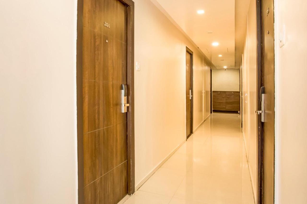 Capital O 35557 Hotel Aura Bombaj Exteriér fotografie